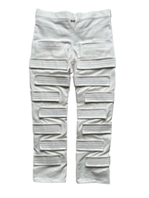 Load image into Gallery viewer, Bandage Jeans
